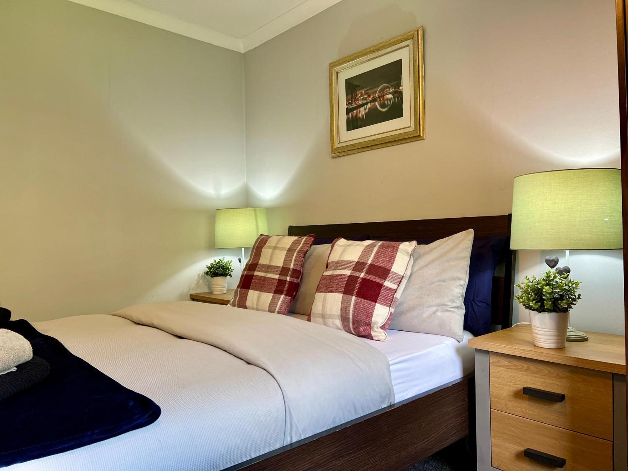 Spacious 2 Bed-Flat In Glasgow City - Free Parking Esterno foto