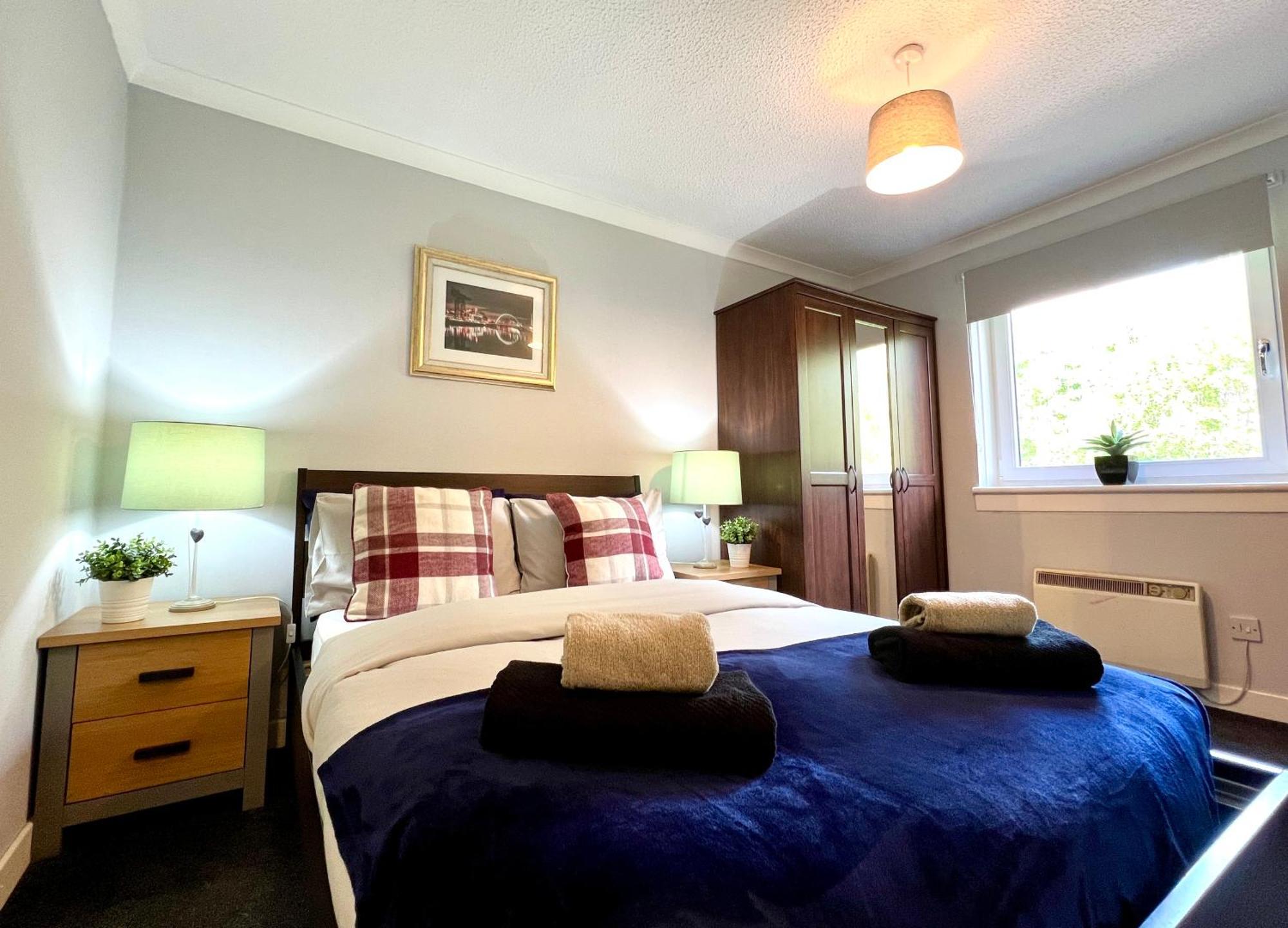 Spacious 2 Bed-Flat In Glasgow City - Free Parking Esterno foto