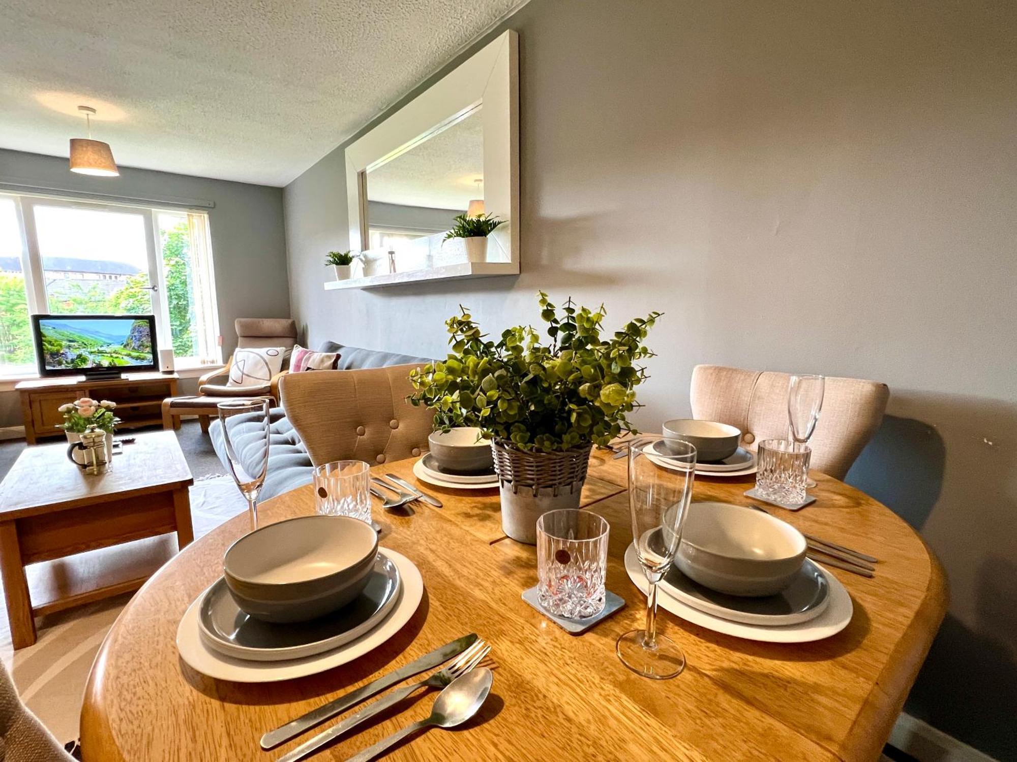 Spacious 2 Bed-Flat In Glasgow City - Free Parking Esterno foto