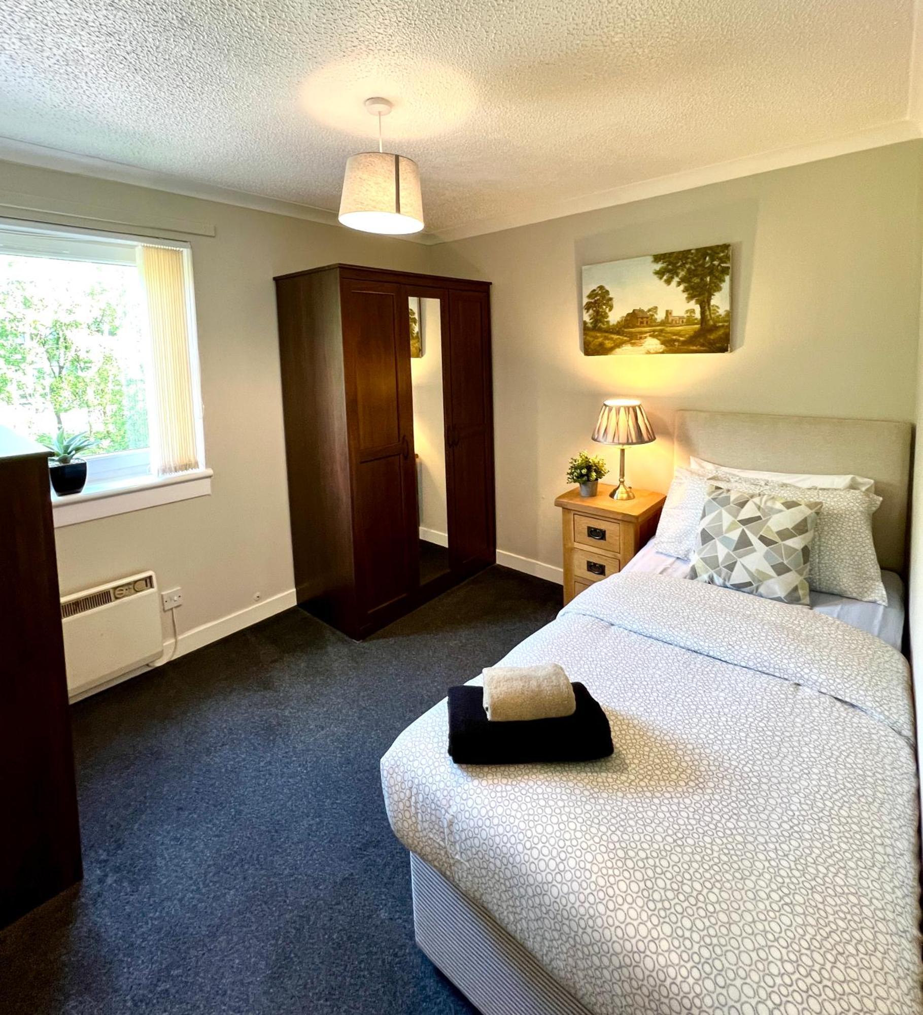 Spacious 2 Bed-Flat In Glasgow City - Free Parking Esterno foto